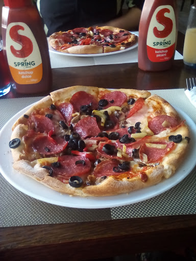 Renaissance Bistro Cafe