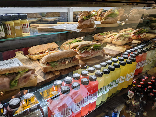 Limonădăria Nea Tică