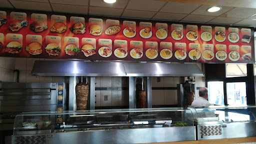 FAMOUS FAST FOOD