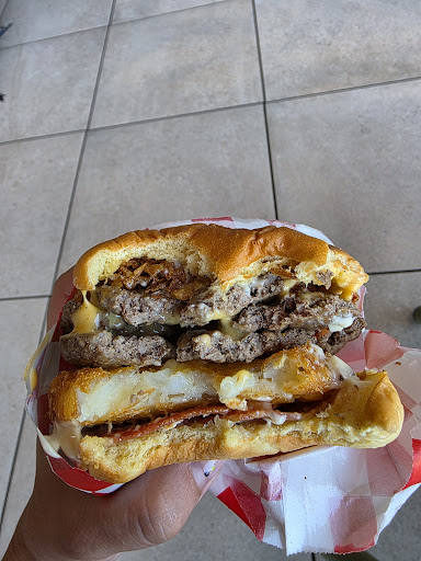 FRYDAY CITY PARK MALL CONSTANTA