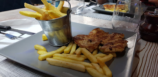 Hashtag Bistro