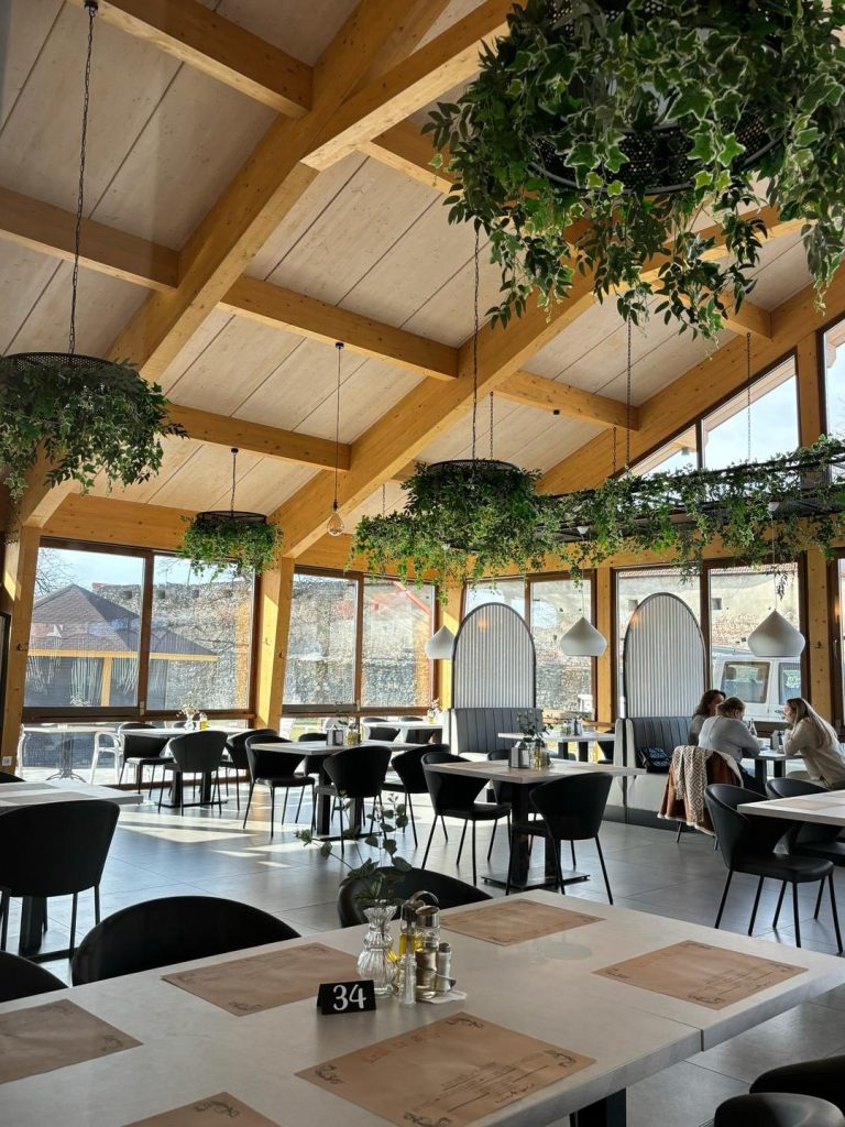 restaurant fort by leul de aur sebes